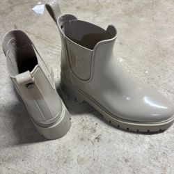 Calvin Klein Boots 7 Medium