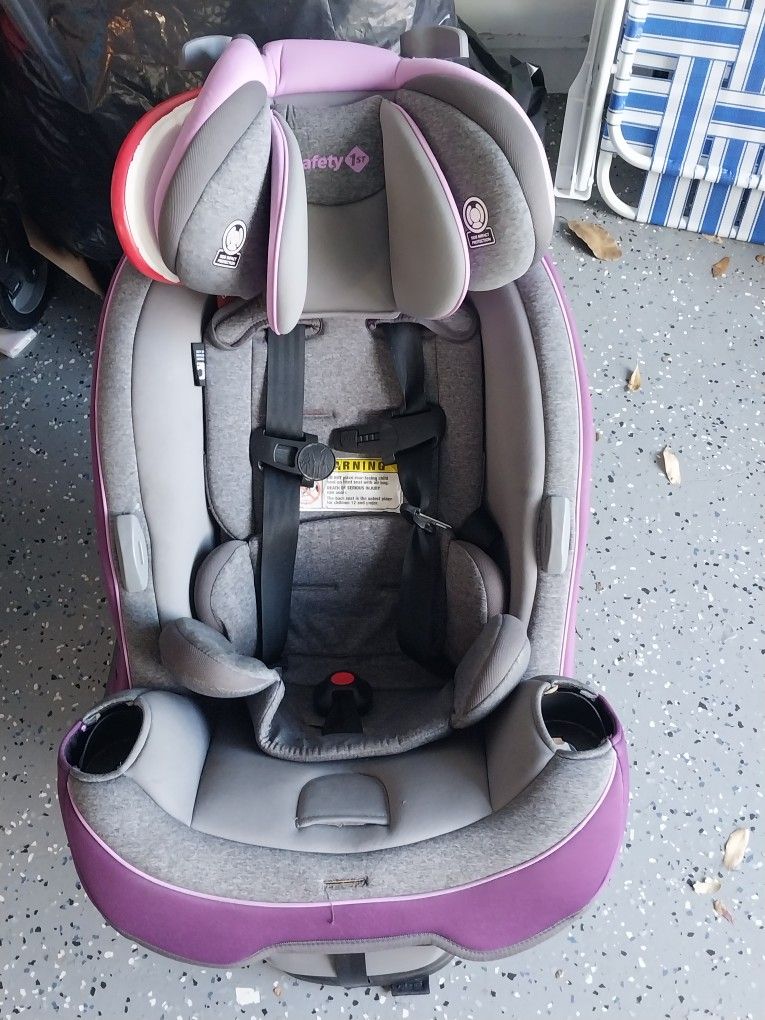 Safety First Carseat