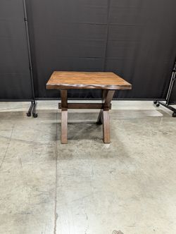 Rustic Solid Wood Accent Table with Scalloped Edge