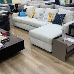 White Arcadia Sofa With Chaise