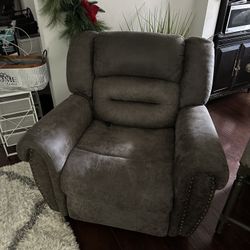 Comfortable Power Recliner Chair