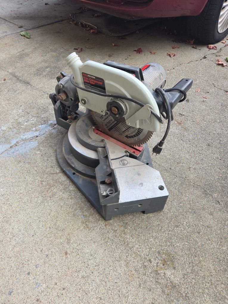 Craftsman 10in Compound Miter Saw & Extra Blade