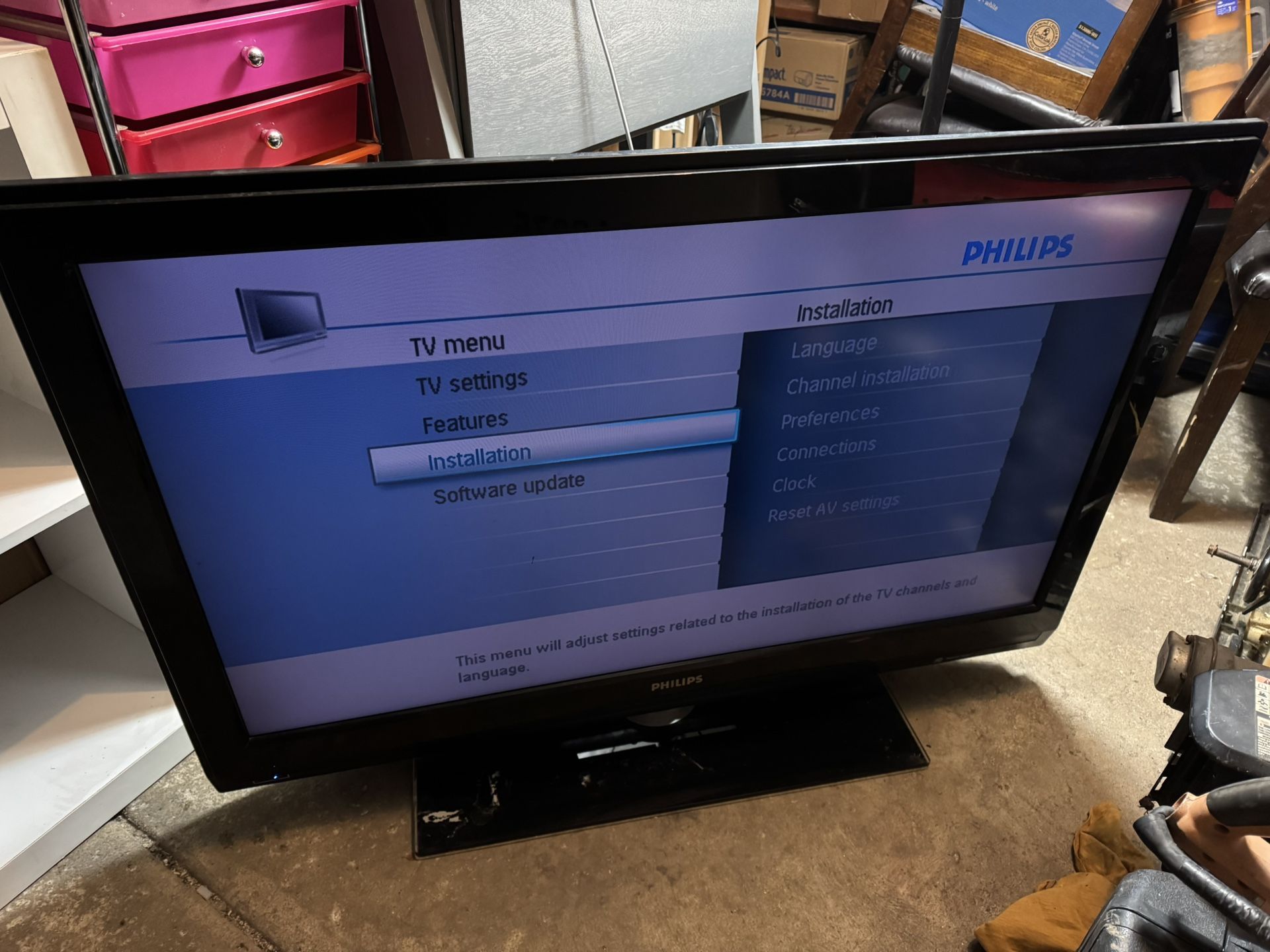 Philips 32 inch LCD TV