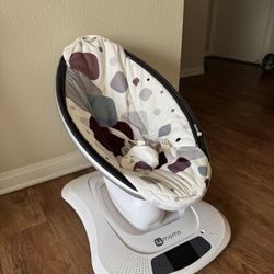 4moms mamaRoo baby swing