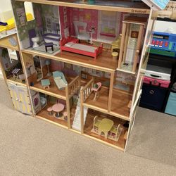 Kidcraft Wooden Mansion Dollhouse