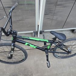 DK BMX RACING BIKE, CARBON FORK