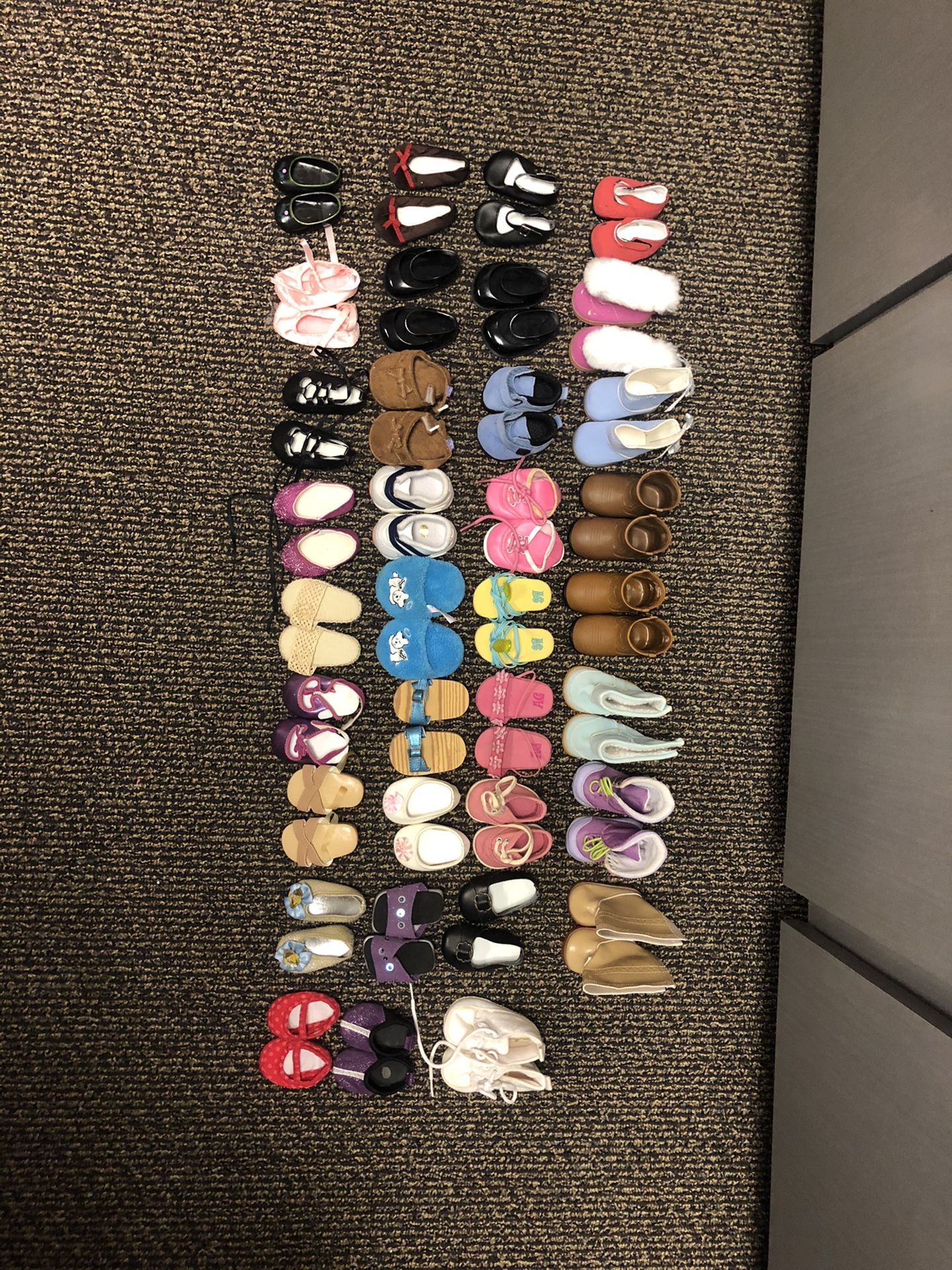 35 Pairs Of Doll Shoes $70