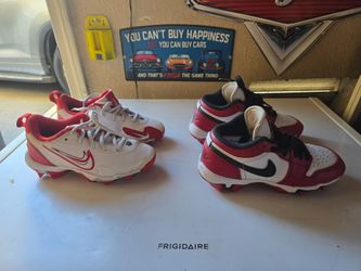 Nike Baseball Cleats Boys Size 13c & 1