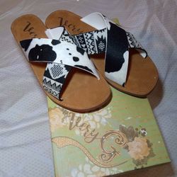 Women's Cow Print Flats 