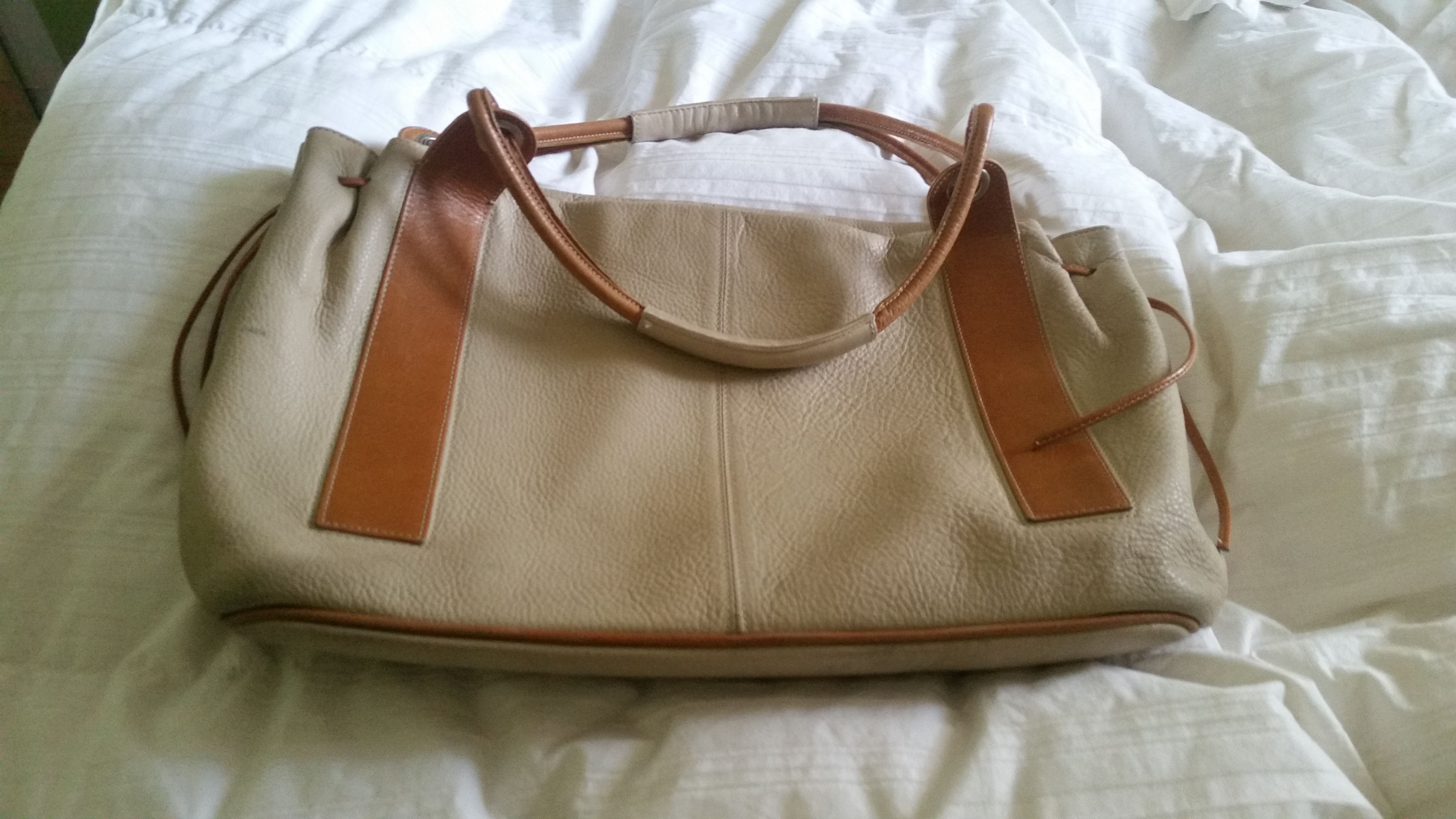 Italian Leather Carbotti bag