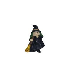 Vintage Fun World Pin Halloween Witch with Broom Lehmann  1980s Brooch