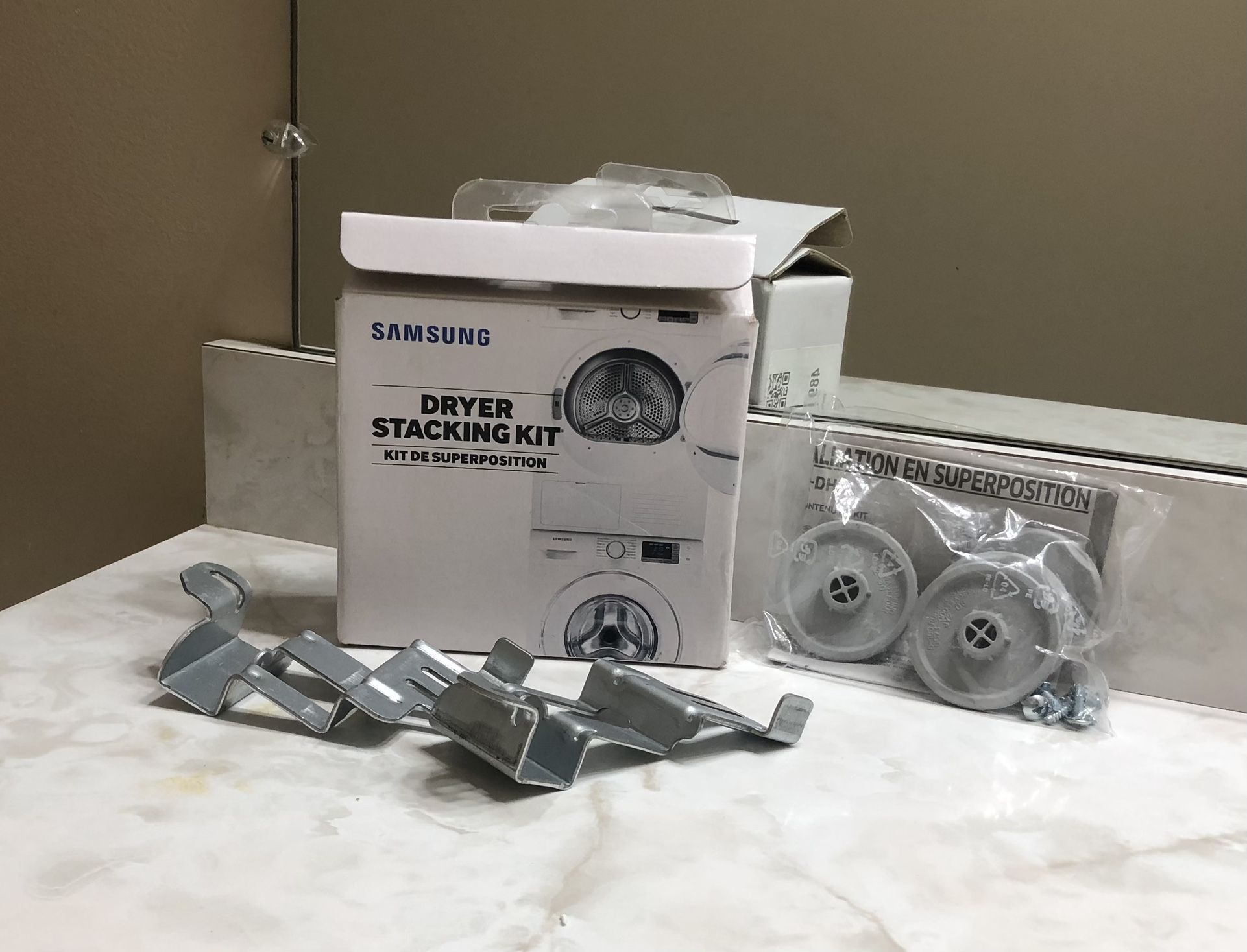 SAMSUNG Dryer Stacking Kit (24 in.) - Model #B00J41FKSG