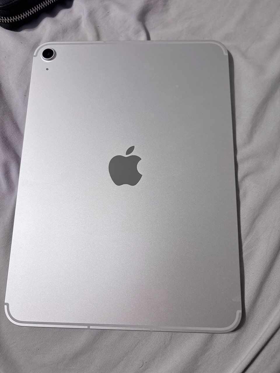 Brand New iPad A16 2025 (10.9in) (128GB) (WiFi+Cellular Unlocked) Silver