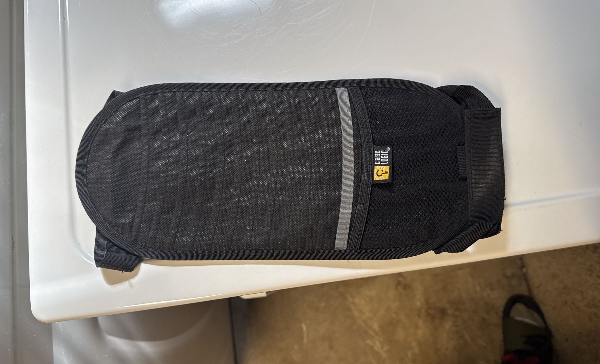 Case Logic Visor CD Car Case 