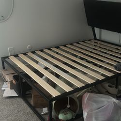 Queen Platform Bed Frame 