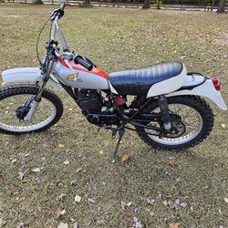 1976 HONDA MR175CC DIRTBIKE