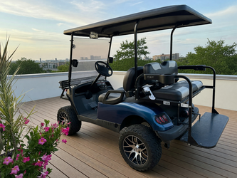 Yamaha Gas Powered Golf Cart in good condition