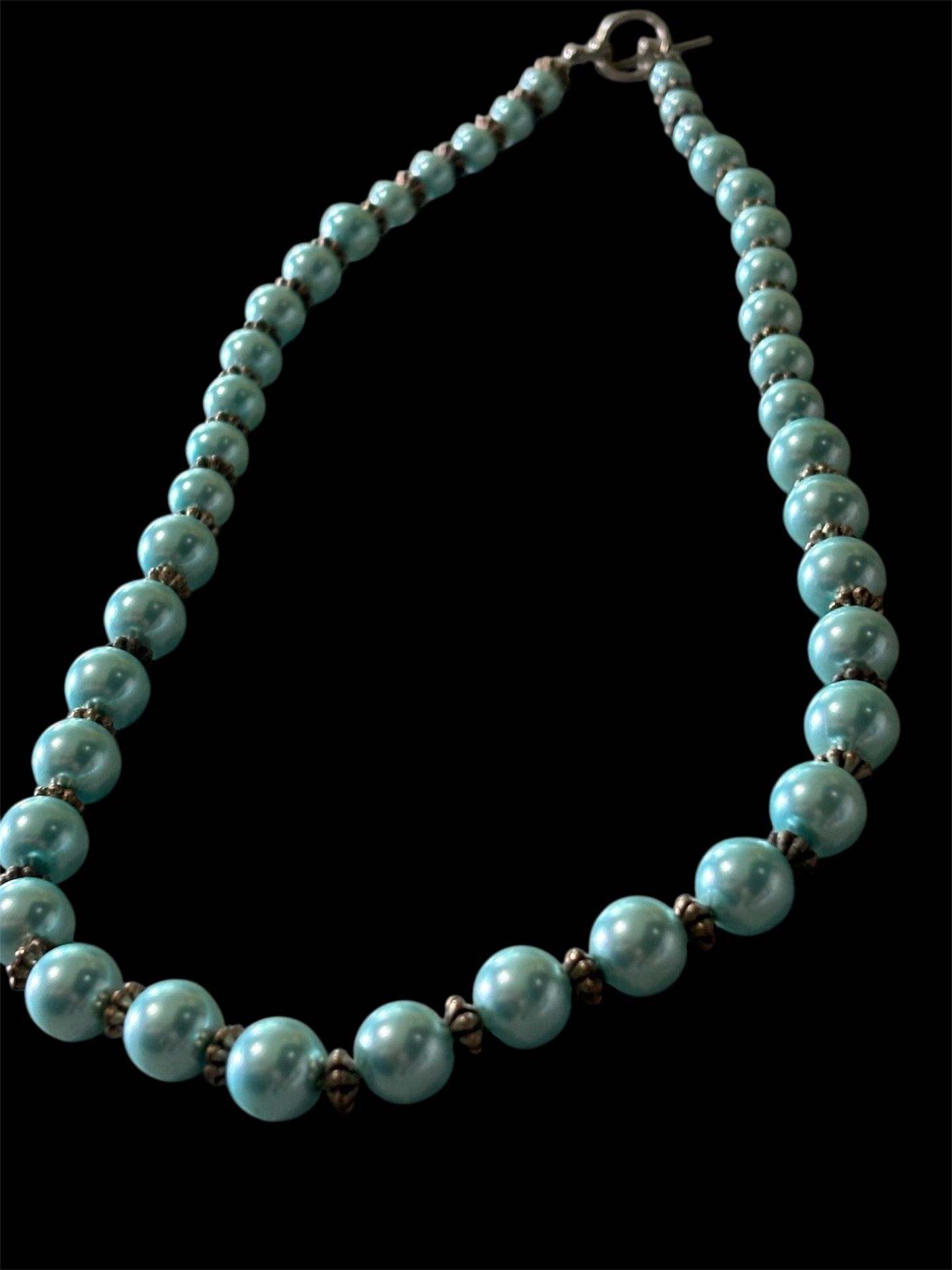 Vintage seafoam Beads Necklace