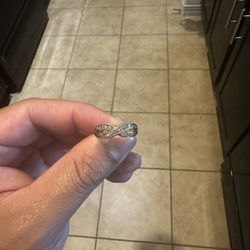 Diamond Infinity Gold Ring