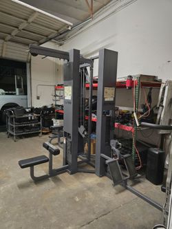 Cybex lat pull down / seated row / assisted pull up gym exercise weight workout fitness machine