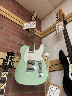 Squier Telecaster Surf Green