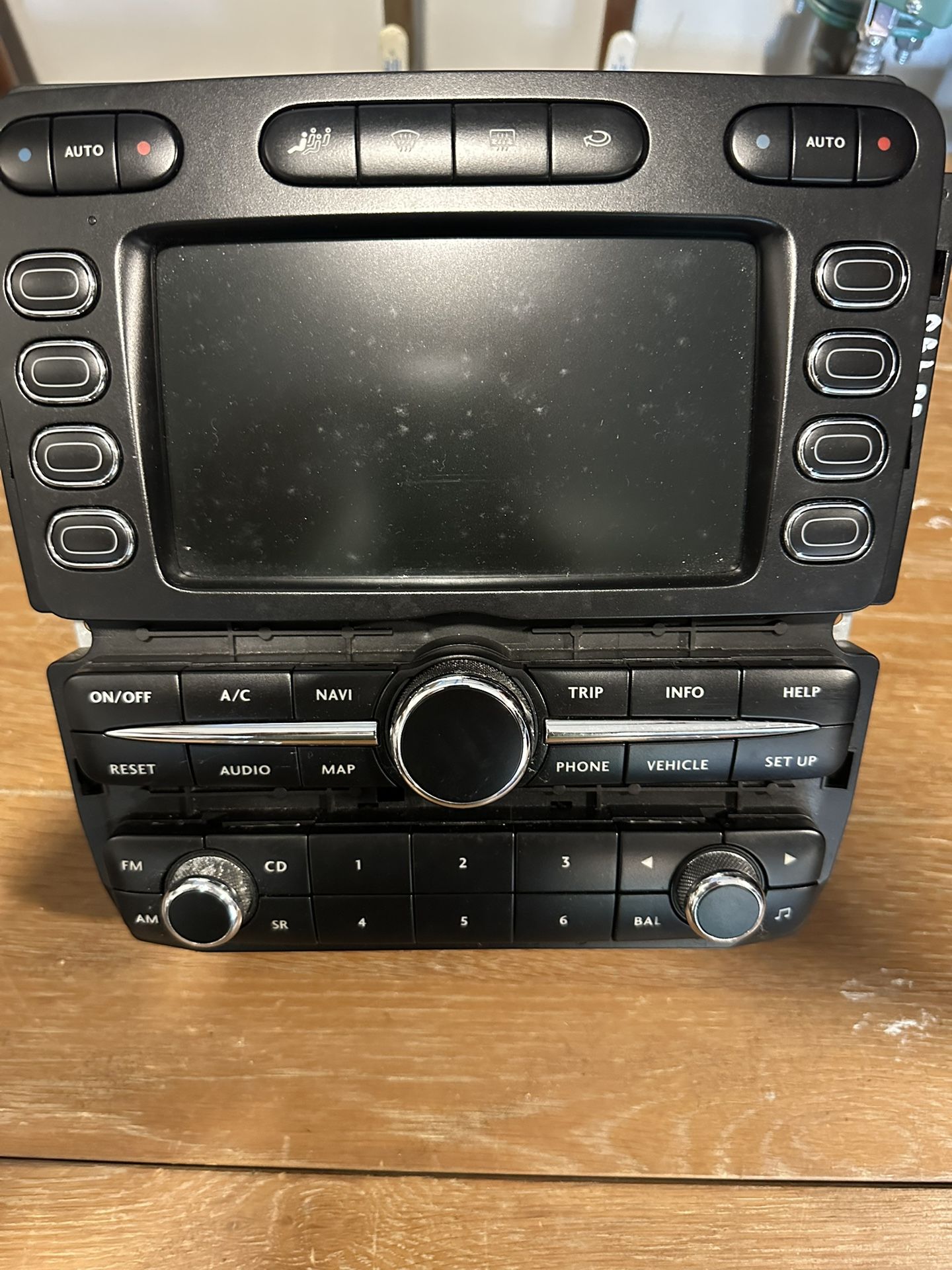 Bentley Continental Nav & Head Unit