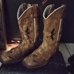 Women's Size 8 Laredo Boots 