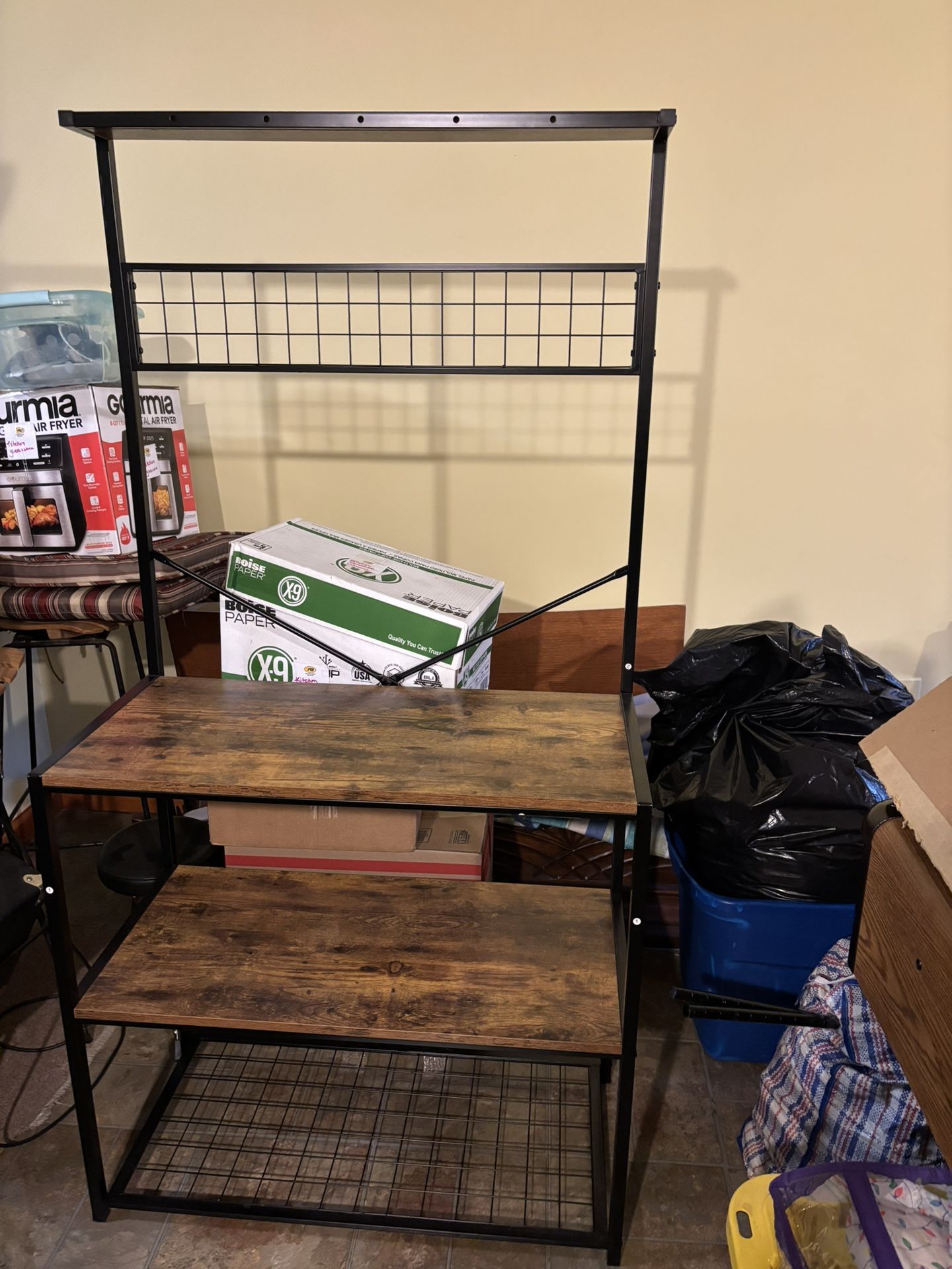 Bakers rack