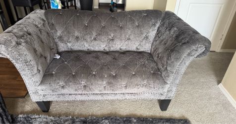 Couch set