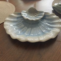 Pottery Scallop Dish With A Dip Dish Or Soap? 