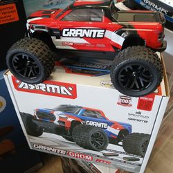ARRMA granite Grom brushed electric 4X4 brand new in a box