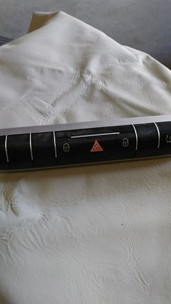 08-12 Smart Fortwo Lock unlock Hazard switch