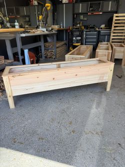 Cedar Planter
