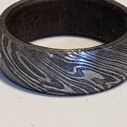 Damascus Steel Ring with Wood Liner Sz9