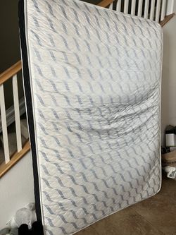 Queen mattress - used
