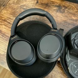 Sony WH-1000XM4 Wireless Noise-Canceling Headphones