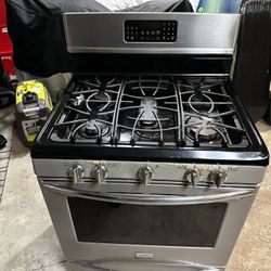 Gas Range Frigidaire Gallery 
