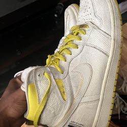 Jordan 1’s First Class Size 11