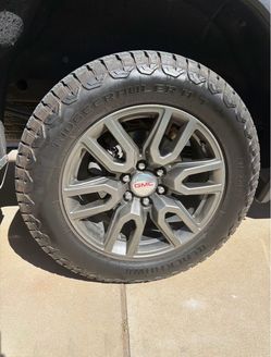 GMC Wheels with Tires