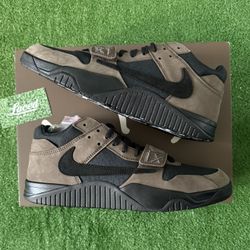 DS Travis Scott Jumpman Jack Mocha 