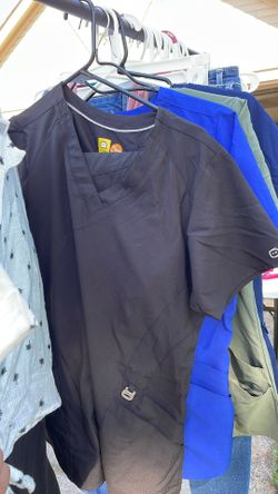 Women’s Scrubs Size Small