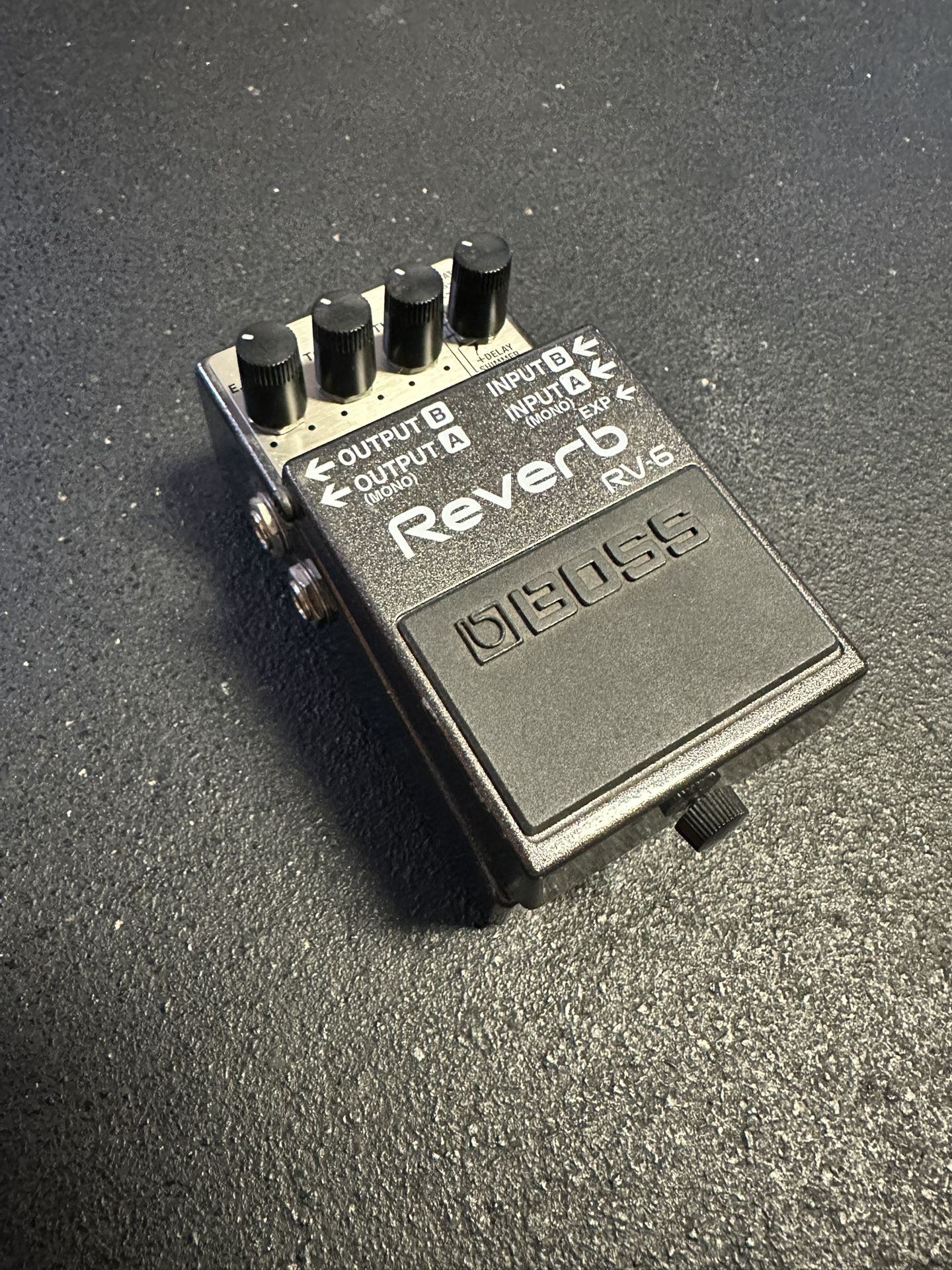 BOSS RV-6 Reverb Guitar Pedal