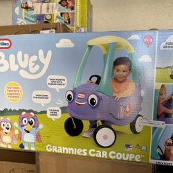 Bluey kids ride on car