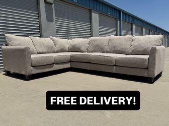 FREE DELIVERY || Living Spaces 2Pc Sectional Couch