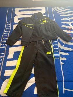 Boys Nike set