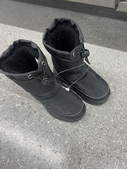 Snow Boots