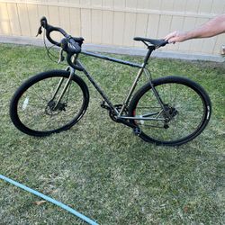 Giordano 16-Speed Gravel/Road Bike