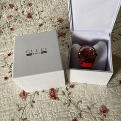 Gucci Sync Red Watch