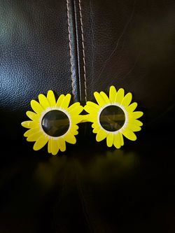 Yellow Sunflower glasses for Terrifier costume