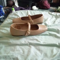 Acinda Mary Jane Flat (Women)
NORDSTROM RACK